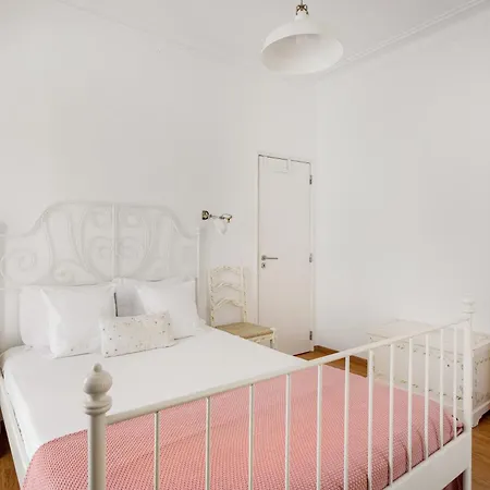 Curva Do 28 | Alfama