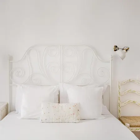 Curva Do 28 | Alfama * Лиссабон