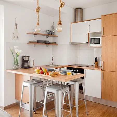 Curva Do 28 | Alfama Appartement Lisboa