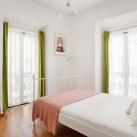 Apartman Curva Do 28 | Alfama Lisboa