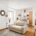 Apartman Curva Do 28 | Alfama Lisboa